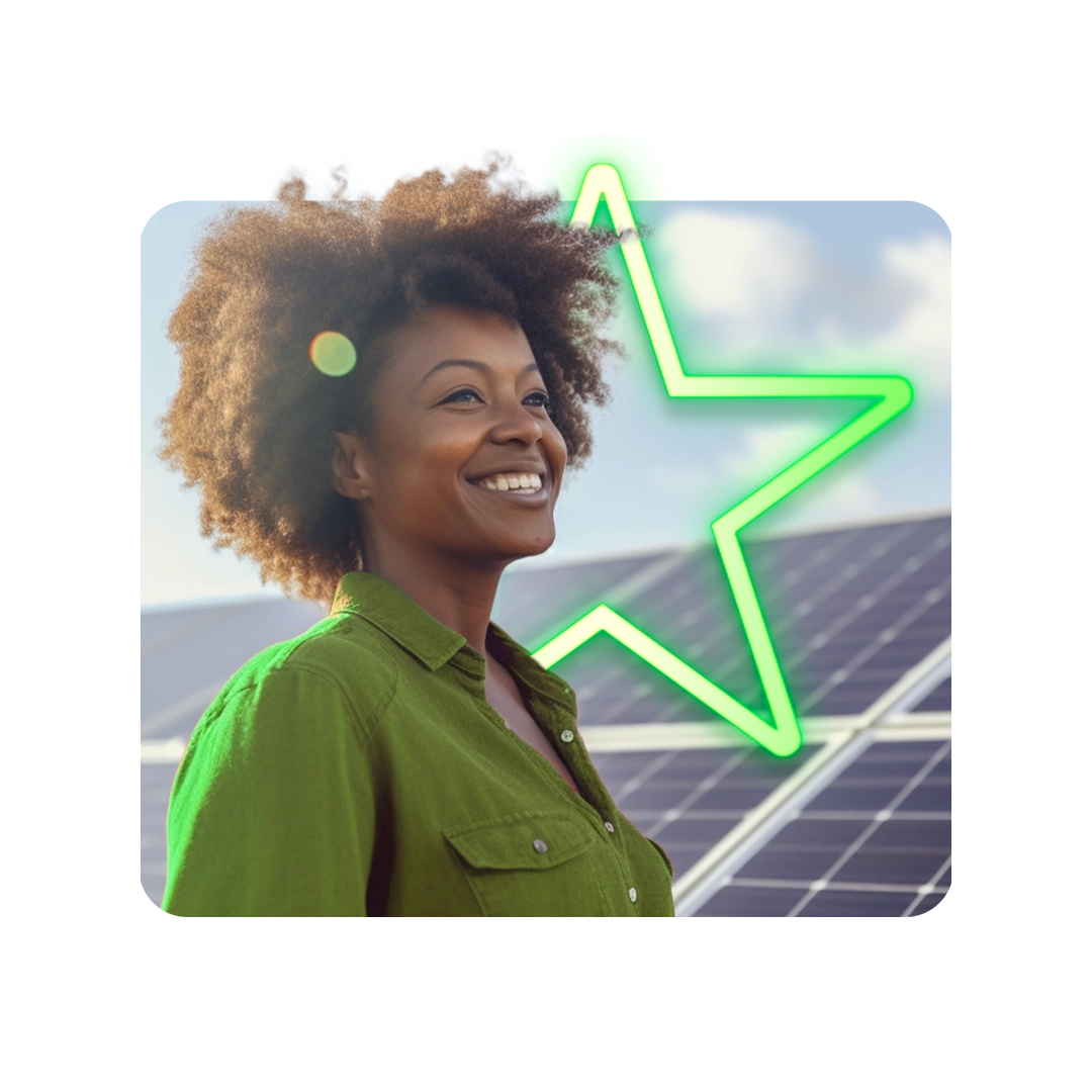 Mulher sorridente em frente a painéis solares, simbolizando energia sustentável e inovação tecnológica no setor ambiental.
